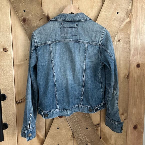 EDDIE BAUER || Womans Small Denim Jean Jacket - Picture 2 of 7